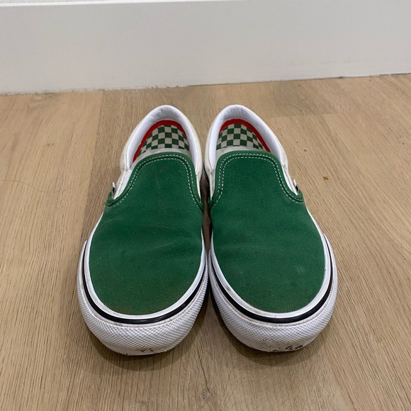Vans Green Suede Classic Slip Ons Size 7.5 - Picture 2 of 3